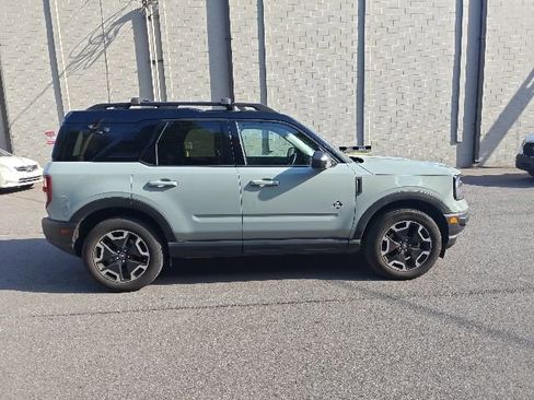 Used 2024 Ford Bronco Sport Outer Banks image 3
