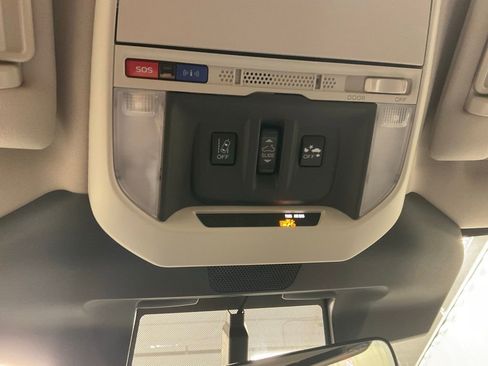 Used 2024 Subaru Forester Sport image 20