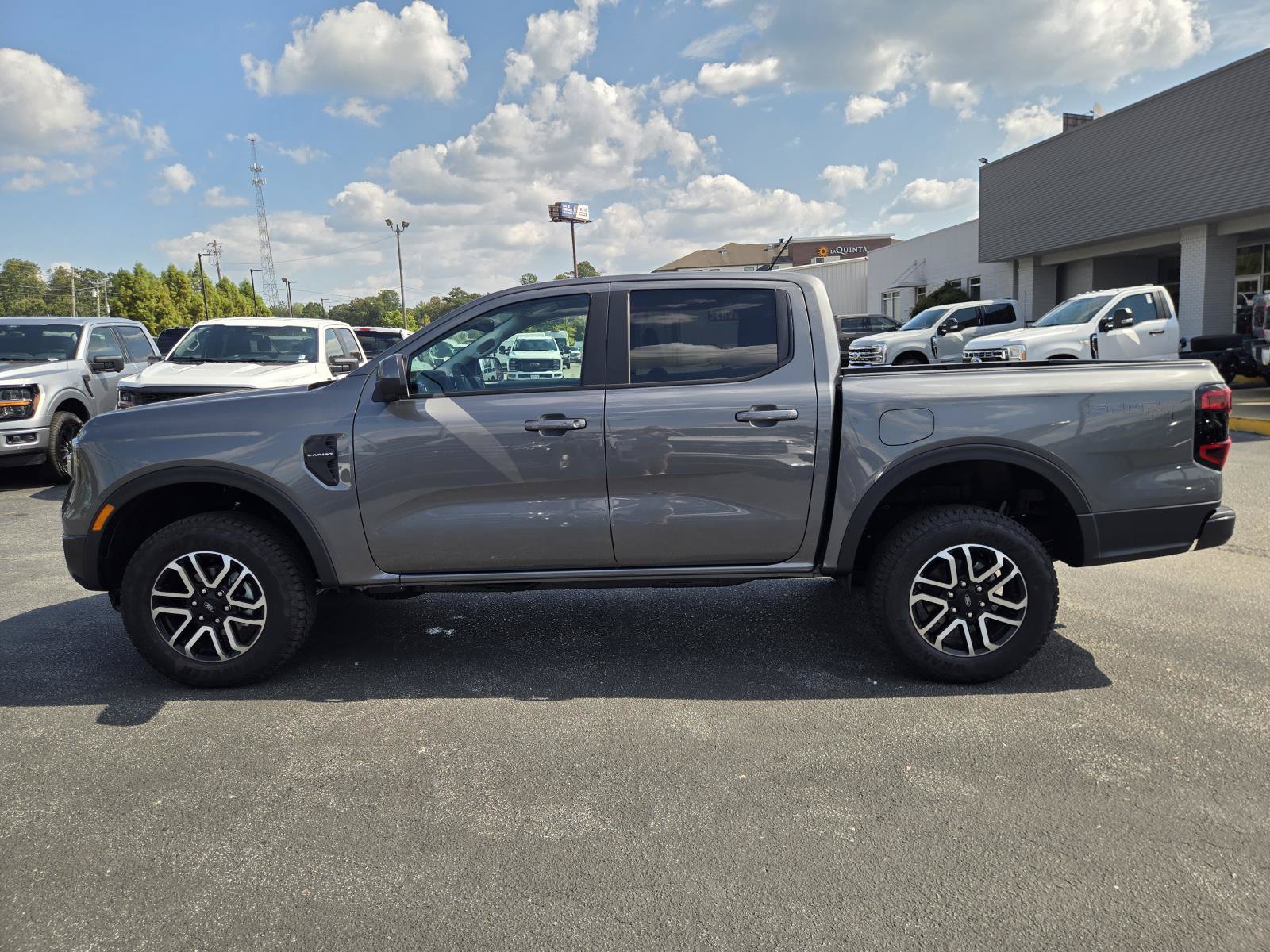 New 2026 Ford Ranger Lariat w/ Convenience Package AWD/4WD image 15