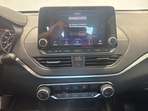 Used 2020 Nissan Altima 2.5 S FWD image 15