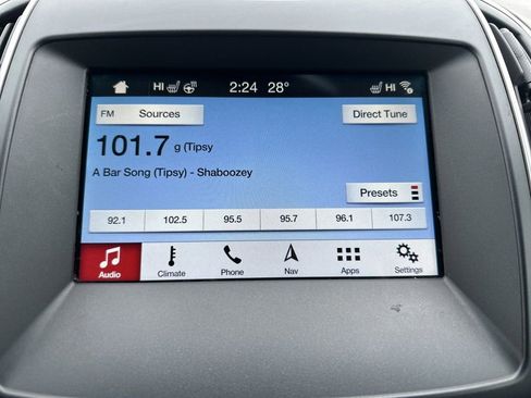 Used 2018 Ford Edge SEL w/ Equipment Group 201A image 29