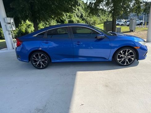 Used 2019 Honda Civic Sport image 2