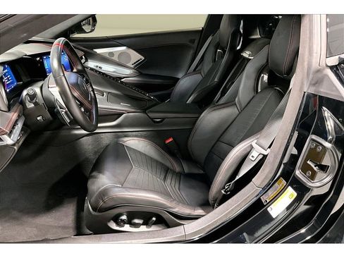 Used 2021 Chevrolet Corvette 3LT image 25