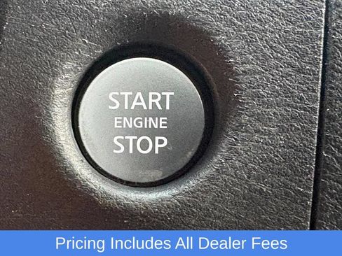 Used 2022 Nissan Frontier PRO-4X w/ Technology Package AWD/4WD image 13