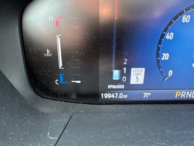 Used 2025 Ford Escape Active w/ Tech Pack #1 AWD/4WD image 2