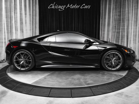 Used 2017 Acura NSX AWD/4WD image 30