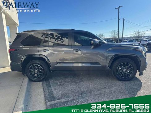 Used 2024 Toyota Sequoia Platinum image 5