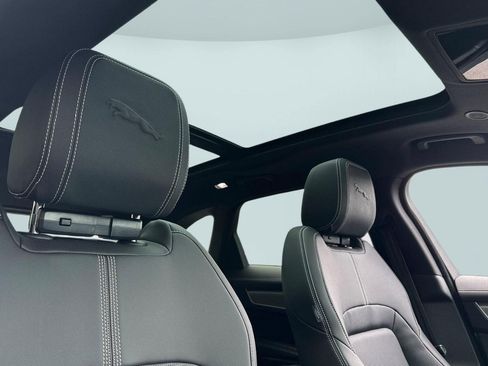 New 2025 Jaguar F-PACE R-Dynamic S AWD/4WD image 22