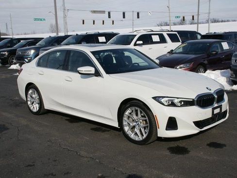 Used 2025 BMW 330i xDrive Sedan image 2