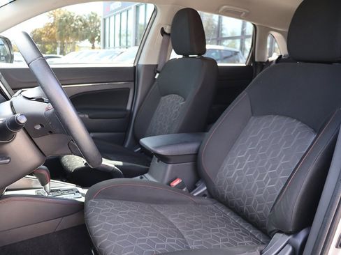 Used 2023 Mitsubishi Outlander Sport ES image 25