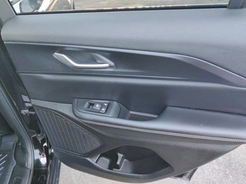 Used 2024 Jeep Grand Cherokee Altitude image 29