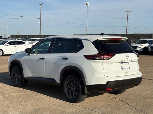 New 2026 Nissan Rogue S image 6