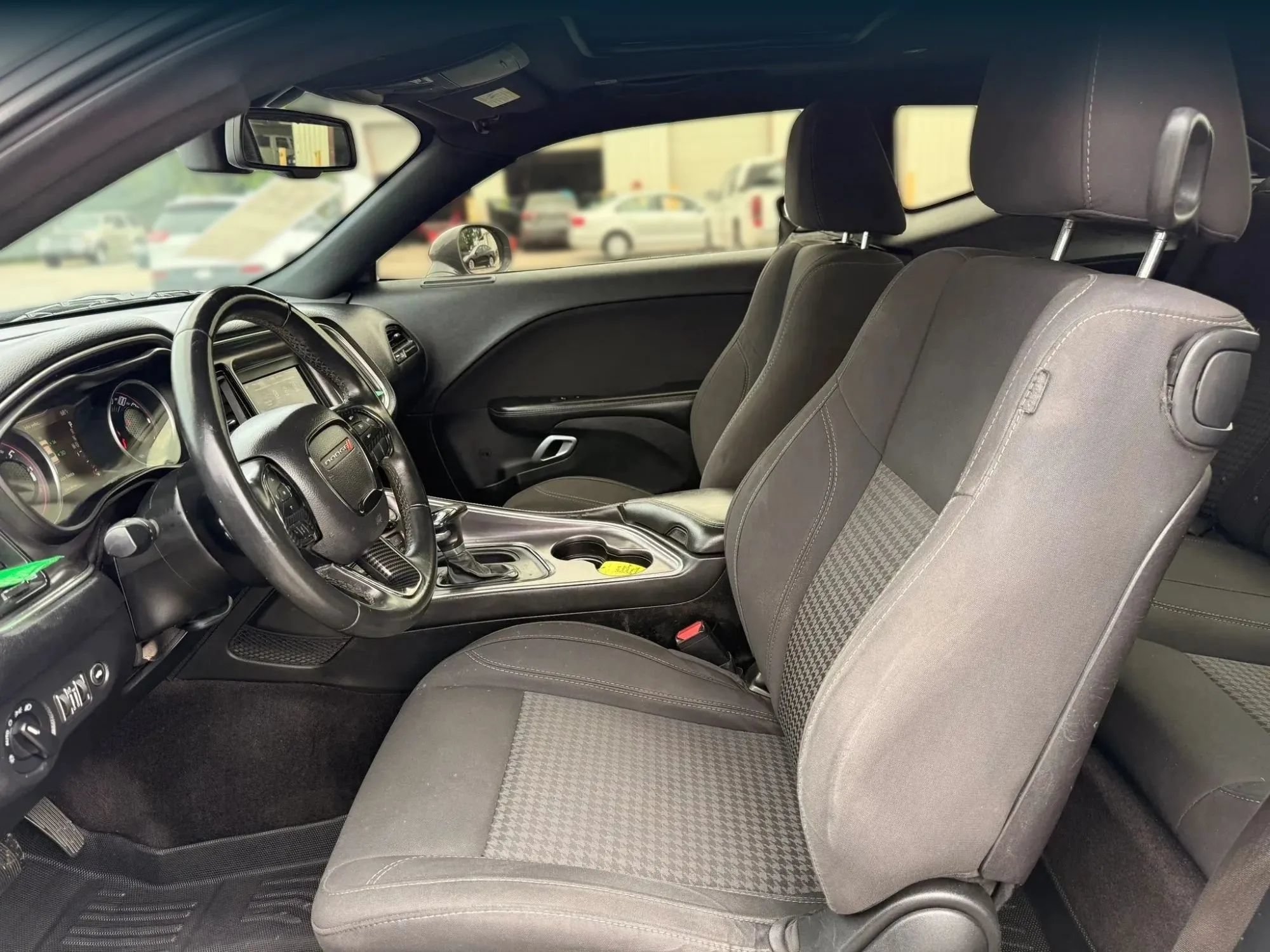 Used 2018 Dodge Challenger SXT RWD image 2