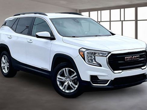 Used 2023 GMC Terrain SLE w/ Driver Convenience Package AWD/4WD image 13