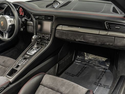 Used 2016 Porsche 911 Cabriolet image 14