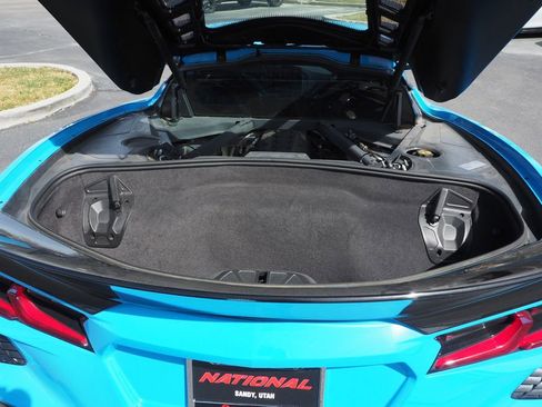 Used 2023 Chevrolet Corvette Stingray Premium Cpe w/ Z51 Performance Package RWD image 19