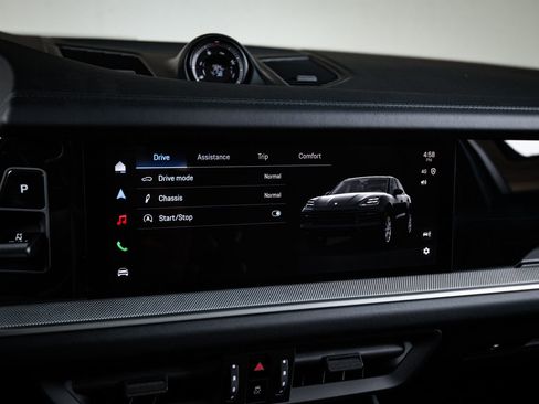 New 2026 Porsche Cayenne AWD/4WD image 18