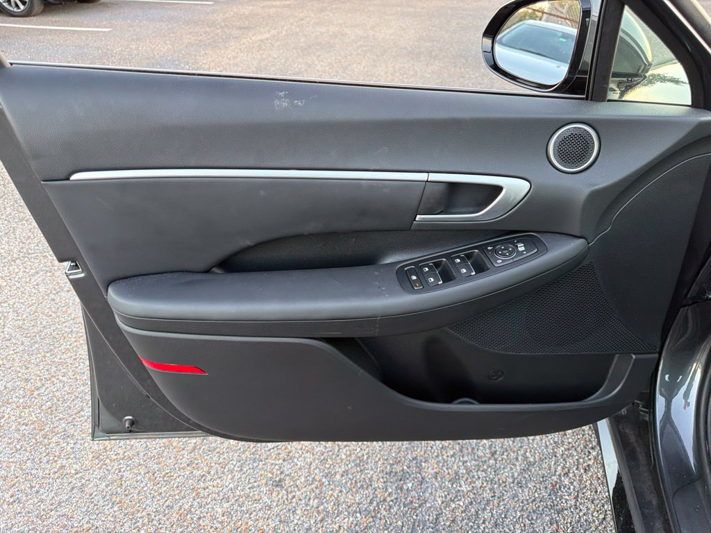 Used 2026 Hyundai Sonata SEL FWD image 17