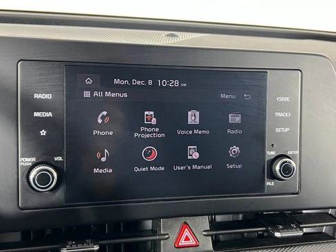 Used 2024 Kia Sportage LX image 16