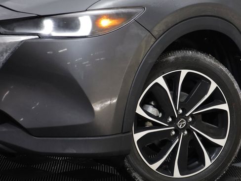 Used 2023 MAZDA CX-5 AWD 2.5 S w/ Premium Package image 3