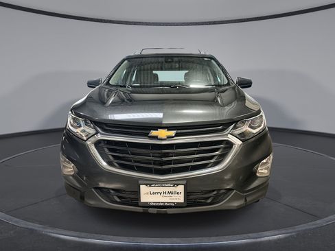 Used 2020 Chevrolet Equinox LT image 3