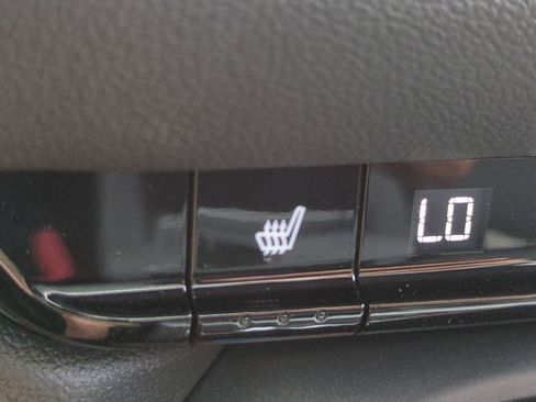 New 2025 Chevrolet Blazer LT w/ Convenience Package image 21