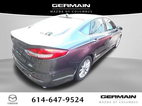 Used 2019 Ford Fusion SE FWD image 8