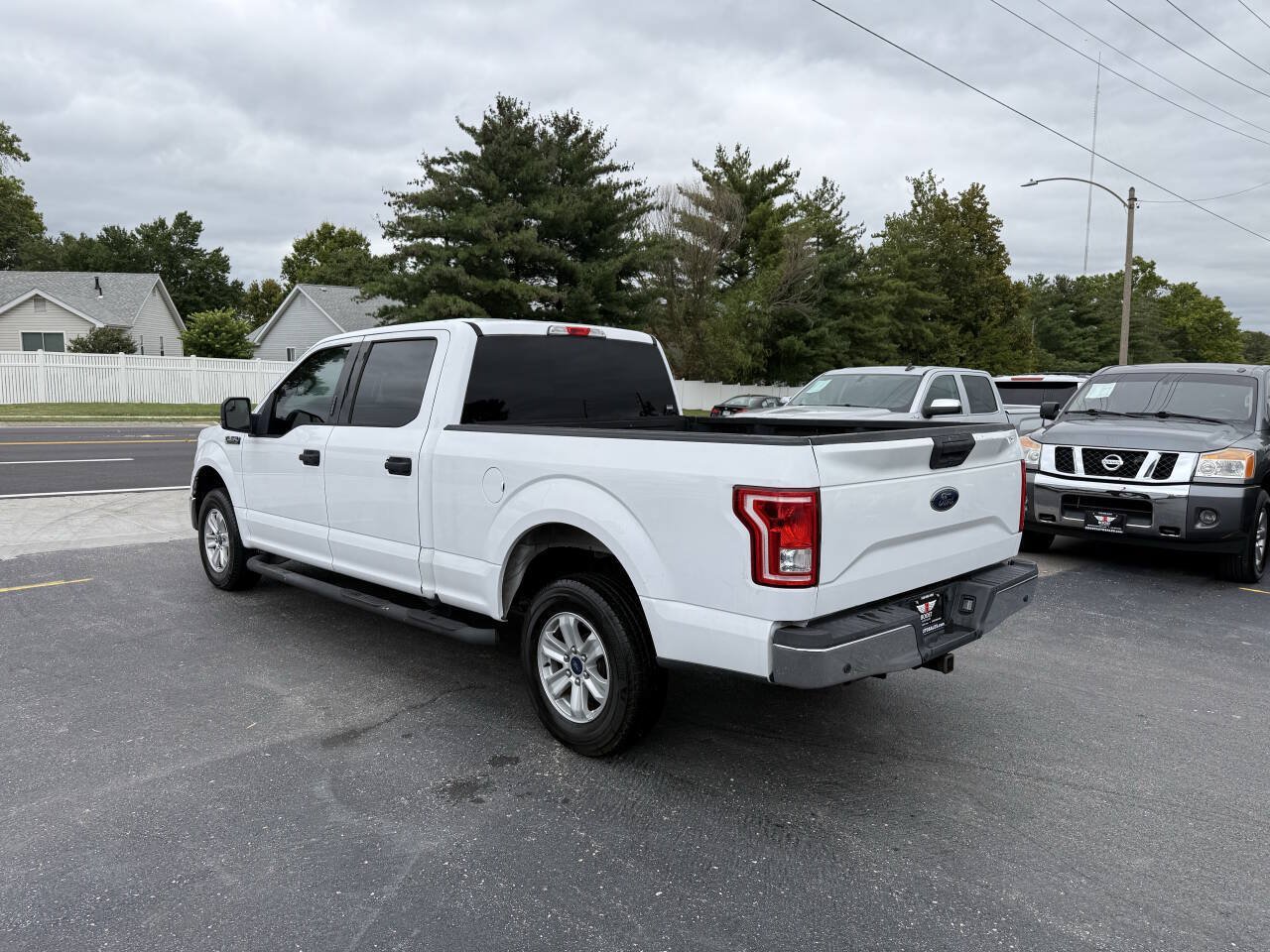 Used 2016 Ford F150 XLT w/ Equipment Group 301A Mid AWD/4WD image 5