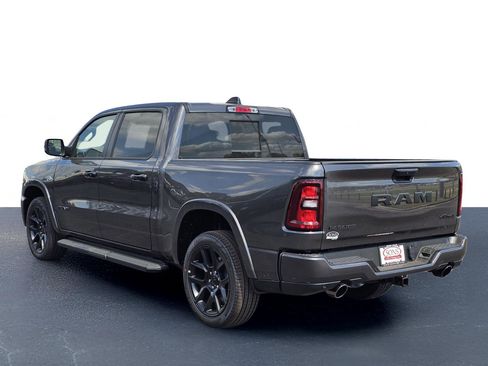 New 2026 RAM 1500 Laramie AWD/4WD image 13