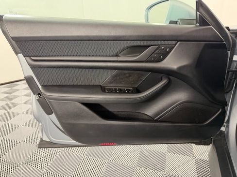 Certified 2022 Porsche Taycan RWD image 17