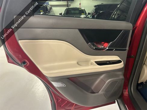 Certified 2022 Lincoln Corsair AWD w/ Premium Package image 21