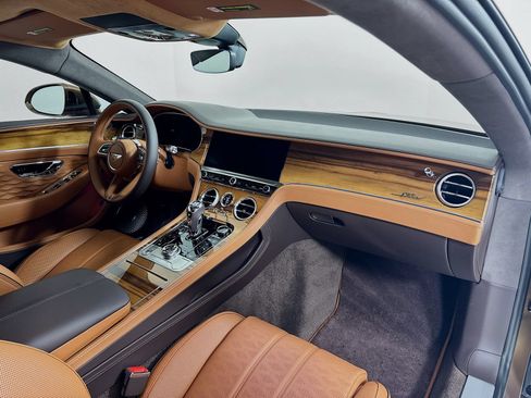 Used 2025 Bentley Continental GT Speed AWD/4WD image 28