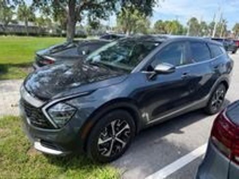 Certified 2024 Kia Sportage EX FWD image 6