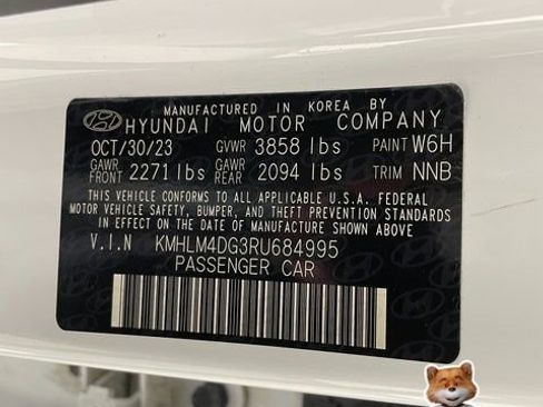 Used 2024 Hyundai Elantra SEL image 27