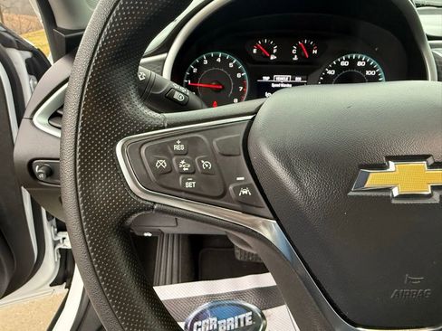 Used 2024 Chevrolet Malibu LT image 31