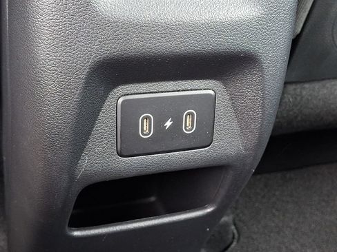 Certified 2024 Hyundai Venue SEL FWD image 15