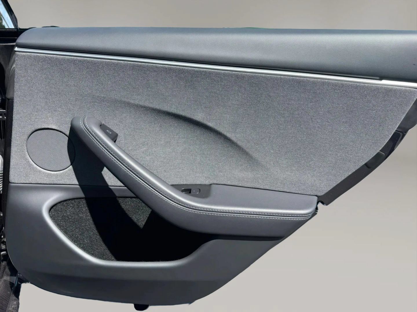 Used 2025 Tesla Model 3 Long Range RWD image 18