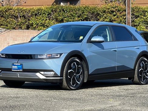 Certified 2024 Hyundai Ioniq 5 SE image 11