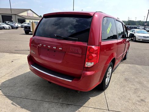Used 2013 Dodge Grand Caravan SXT image 5