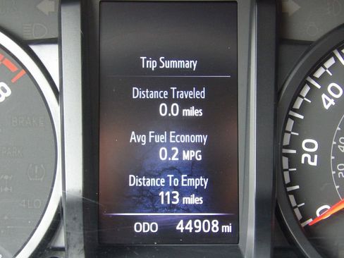 Used 2021 Toyota Tacoma SR image 21