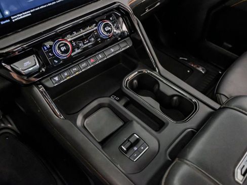 Used 2024 GMC Sierra 2500 AT4 w/ AT4 Premium Plus Package image 25