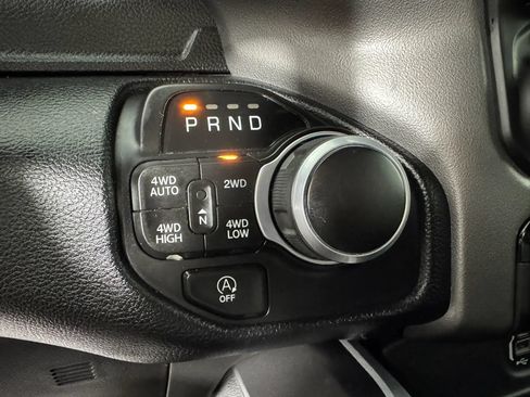 Used 2022 RAM 1500 Big Horn AWD/4WD image 22