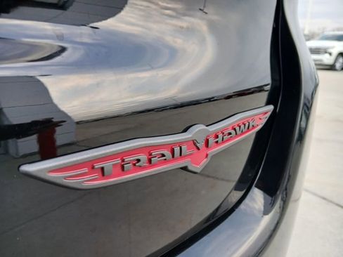 Used 2022 Jeep Compass Trailhawk image 35