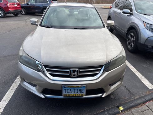 Used 2014 Honda Accord EX image 4