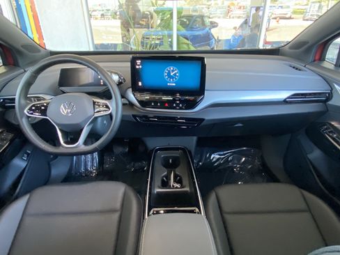 Certified 2023 Volkswagen ID.4 Pro S AWD/4WD image 31