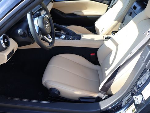 New 2025 MAZDA MX-5 Miata Grand Touring w/ Weather Package image 30