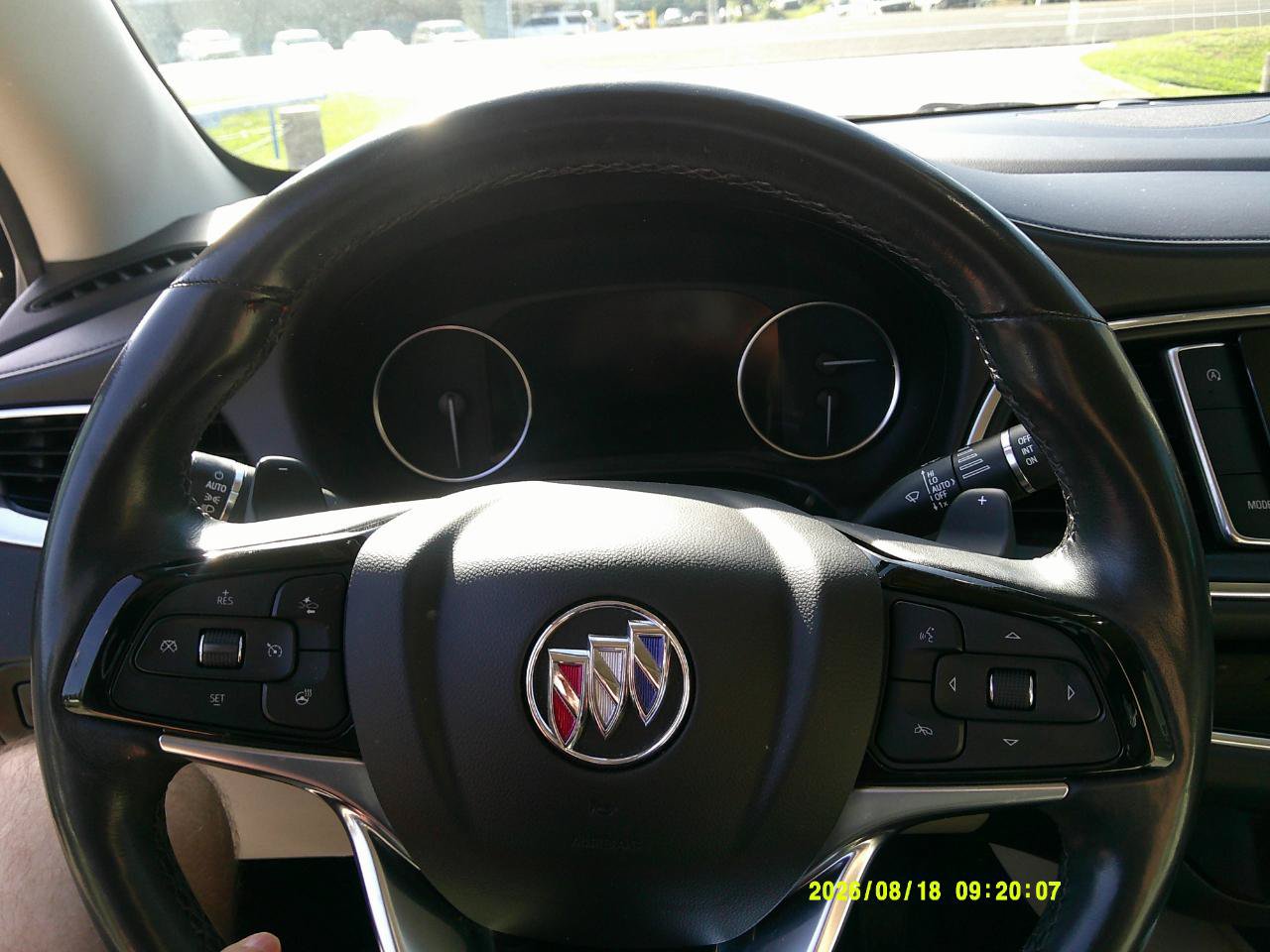 Used 2023 Buick Enclave Avenir w/ Avenir Technology Package FWD image 23