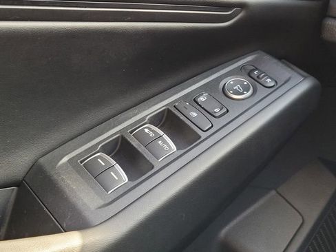 Certified 2023 Honda Accord EX image 35