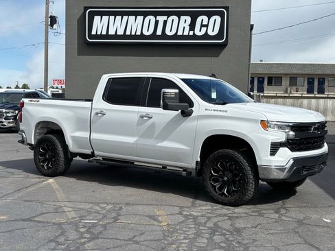 Used 2023 Chevrolet Silverado 1500 LT AWD/4WD image 1