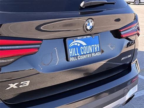 Used 2022 BMW X3 xDrive30i w/ Premium Package 2 image 21